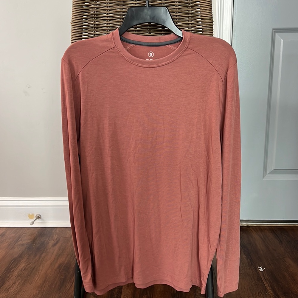 Free Fly long sleeve t-shirt   Size small